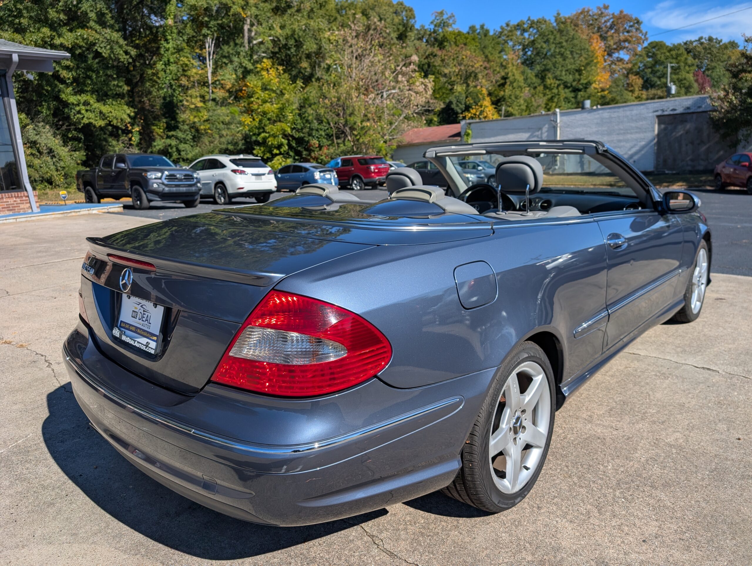 2007 Mercedes-Benz CLK-Class 2dr Cabriolet 5.5L
