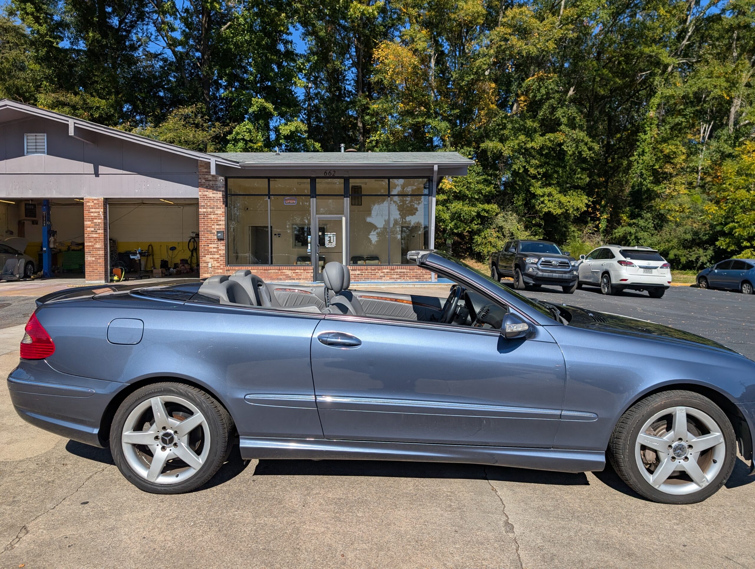 2007 Mercedes-Benz CLK-Class 2dr Cabriolet 5.5L