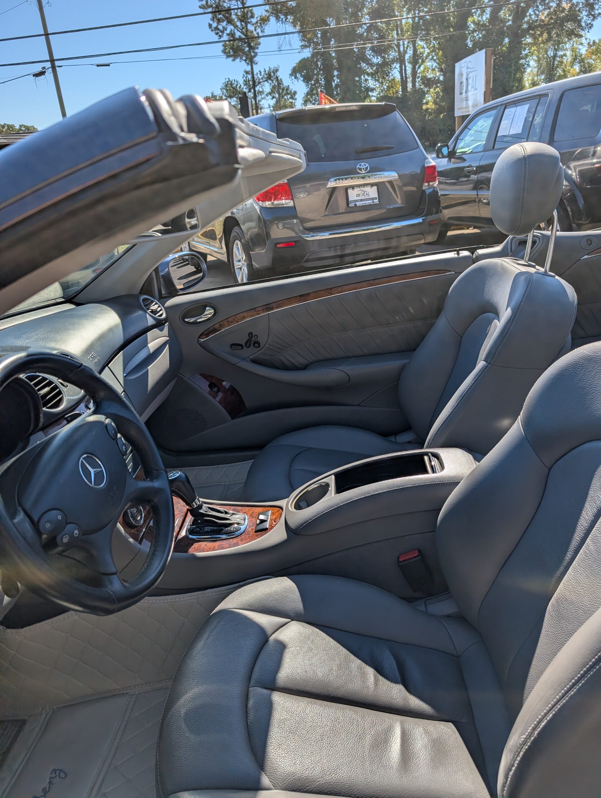 2007 Mercedes-Benz CLK-Class 2dr Cabriolet 5.5L
