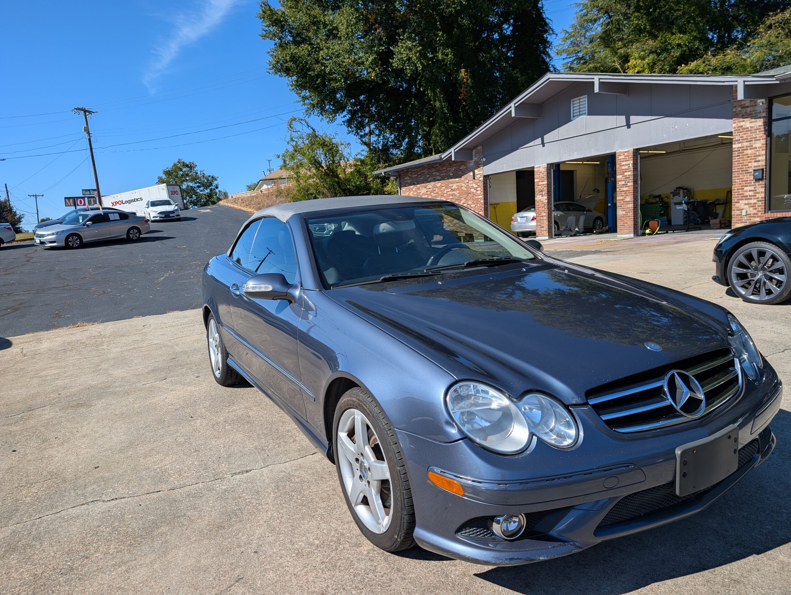 2007 Mercedes-Benz CLK-Class 2dr Cabriolet 5.5L