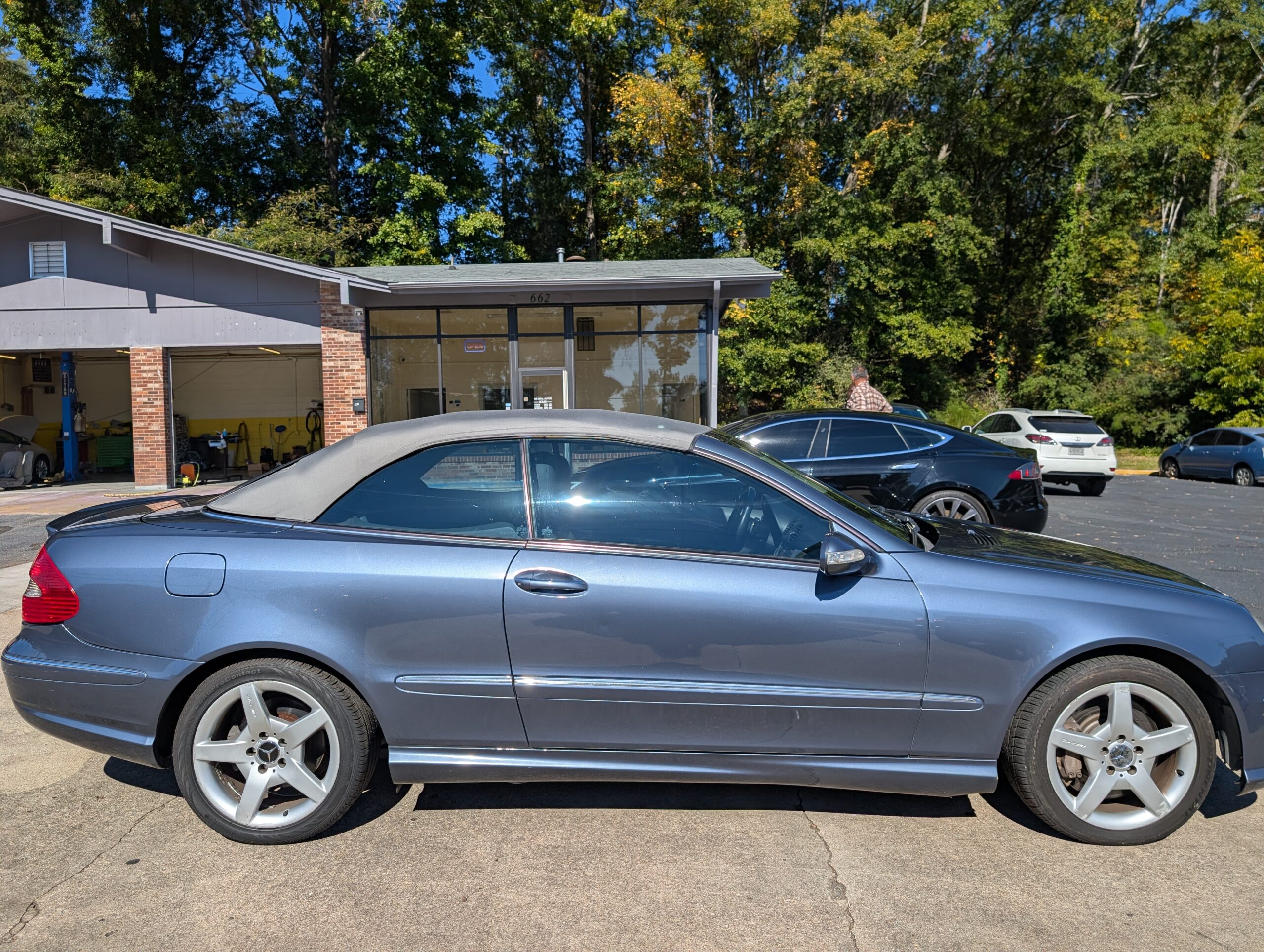 2007 Mercedes-Benz CLK-Class 2dr Cabriolet 5.5L